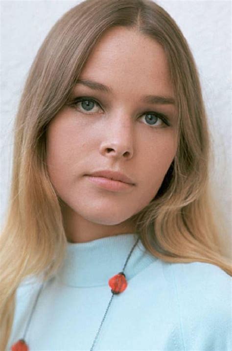 michelle phillips nudes